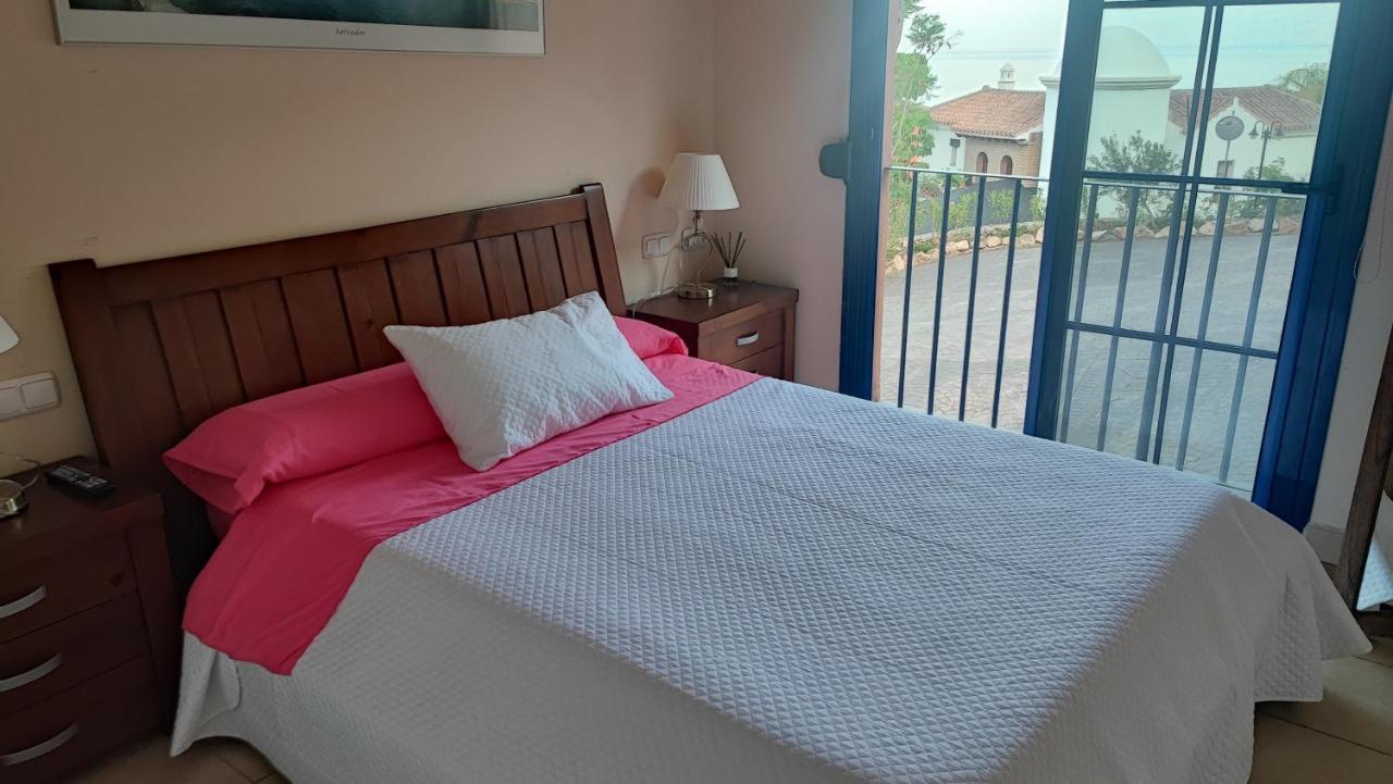 Vista Bahia Con Piscinas, Parking Y Terraza Leilighet La Herradura  Eksteriør bilde