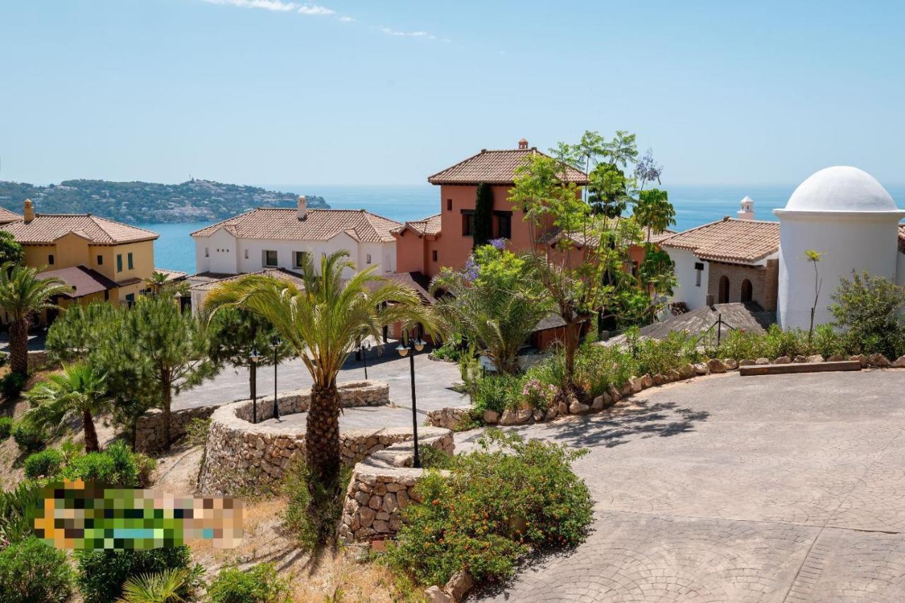 Vista Bahia Con Piscinas, Parking Y Terraza Leilighet La Herradura  Eksteriør bilde